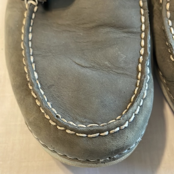 Ugg Casual Shoes Men’s Size 10.5 Medium Gray Leather Comfort Ankle High - Picture 8 of 12